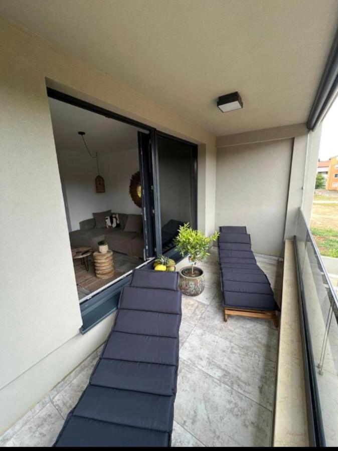 Apartmani Cube A Медулин Экстерьер фото